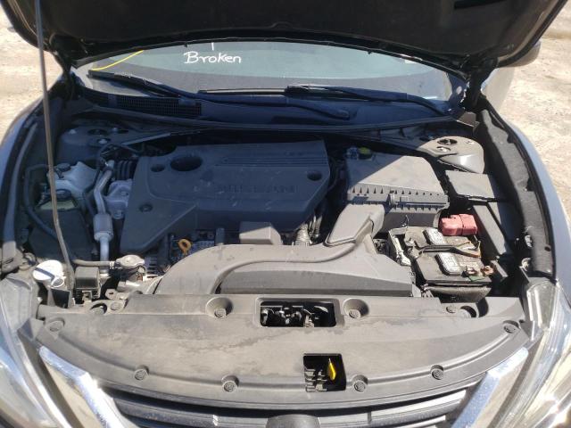 Photo 7 from auction – 2017 NISSAN ALTIMA 2.5 with VIN 1N4AL3AP0HC220330