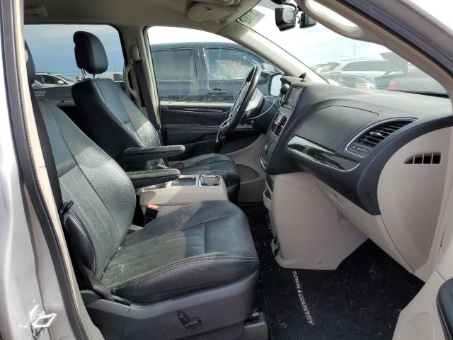 Photo 5 from auction – 2012 CHRYSLER TOWN & COU with VIN 2C4RC1CG2CR232672