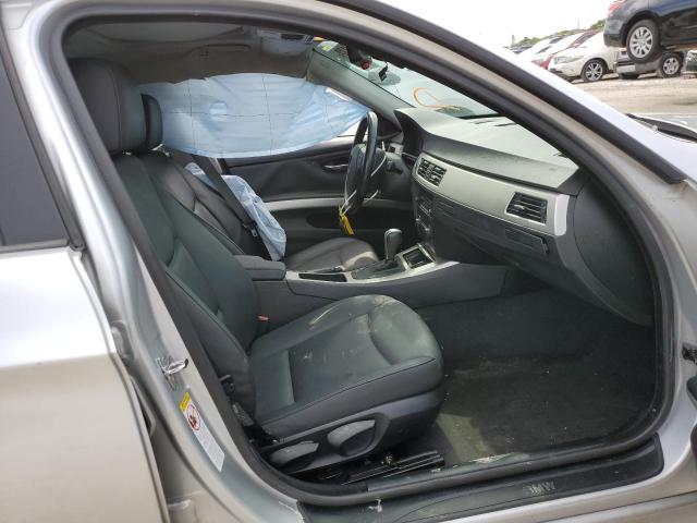 Photo 5 from auction – 2006 BMW 325 I AUTO with VIN WBAVB17536NK39123