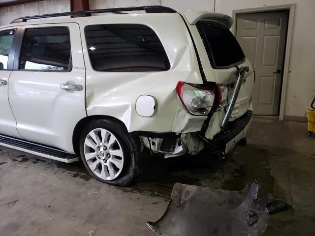Photo 9 from auction – 2011 TOYOTA SEQUOIA PL with VIN 5TDDW5G17BS040412