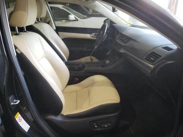 Photo 5 from auction – 2017 LEXUS CT 200 with VIN JTHKD5BH2H2297168