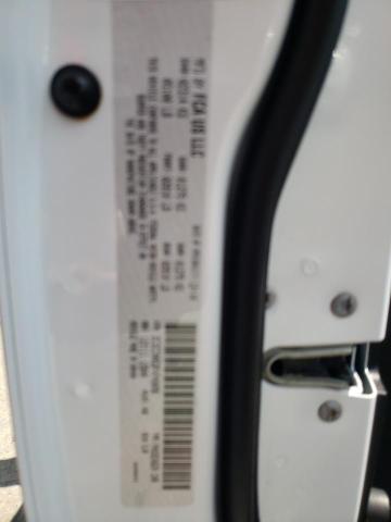 Photo 10 from auction – 2015 CHRYSLER 300 with VIN 2C3CCAAG3FH749096
