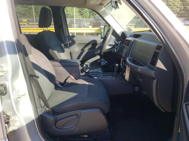 Photo 5 from auction – 2009 JEEP LIBERTY SP with VIN 1J8GP28K79W549161