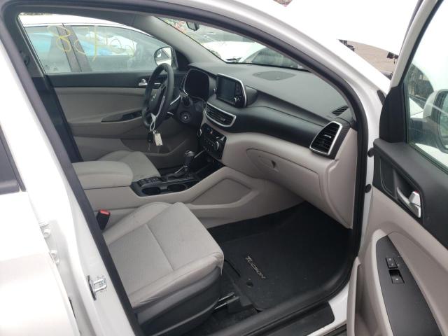 Photo 5 from auction – 2019 HYUNDAI TUCSON SE with VIN KM8J2CA40KU032746