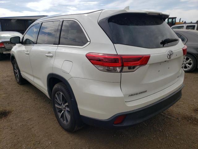 Photo 3 from auction – 2017 TOYOTA HIGHLANDER with VIN 5TDJZRFH4HS520884