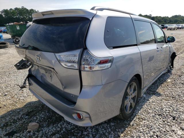 Photo 4 from auction – 2017 TOYOTA SIENNA SE with VIN 5TDXZ3DC7HS777732