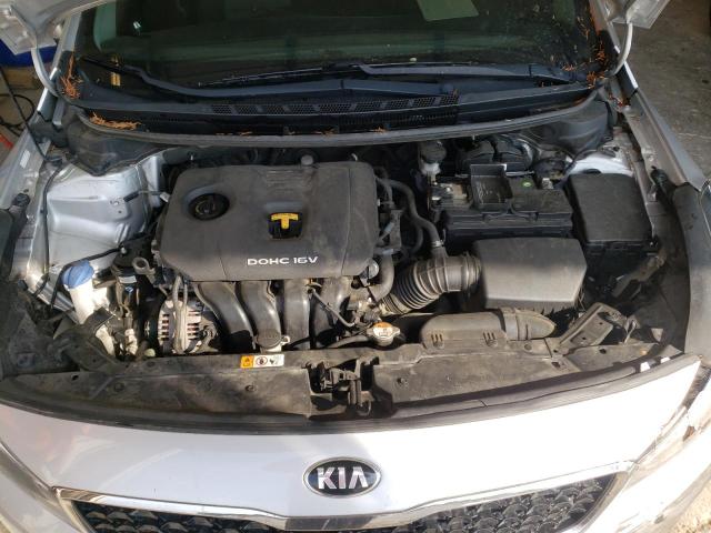 Photo 7 from auction – 2017 KIA FORTE LX with VIN 3KPFL4A73HE023568