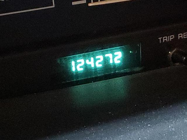 Photo 8 from auction – 2000 DODGE CARAVAN with VIN 2B4FP25B3YR896630