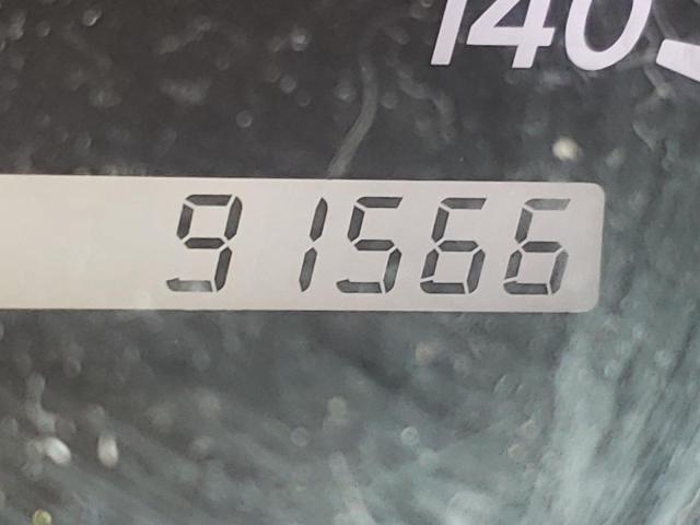 Photo 8 from auction – 2005 TOYOTA CAMRY LE with VIN 4T1BE32K85U980082