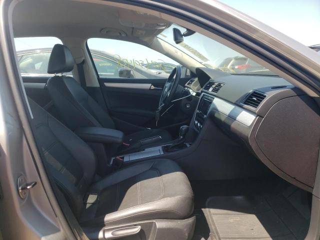 Photo 5 from auction – 2012 VOLKSWAGEN PASSAT SE with VIN 1VWBP7A35CC002364