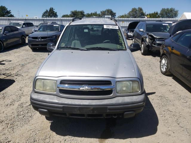 Photo 9 from auction – 2002 CHEVROLET TRACKER with VIN 2CNBJ13C726953795