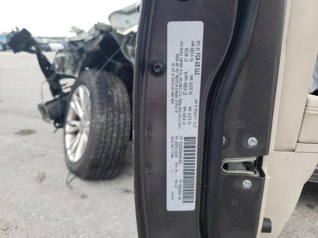 Photo 10 from auction – 2017 CHRYSLER 300 LIMITE with VIN 2C3CCAAG0HH661853