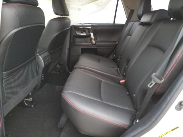 Photo 6 from auction – 2016 TOYOTA 4RUNNER SR with VIN JTEBU5JR8G5285465