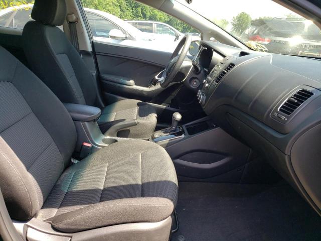 Photo 5 from auction – 2017 KIA FORTE LX with VIN KNAFK5A84H5688943