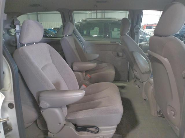 Photo 6 from auction – 2002 CHRYSLER TOWN & COU with VIN 2C4GP74L92R581868