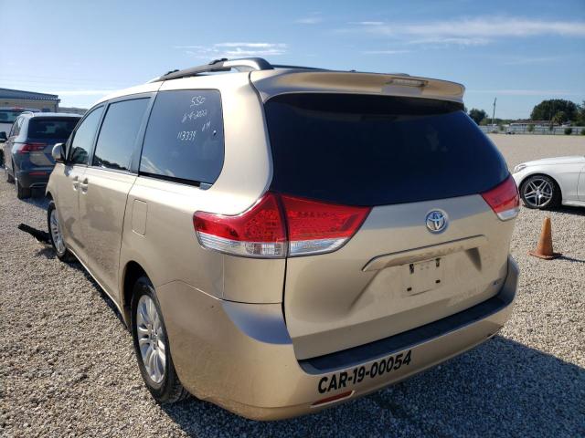 Photo 3 from auction – 2012 TOYOTA SIENNA XLE with VIN 5TDYK3DC0CS194369