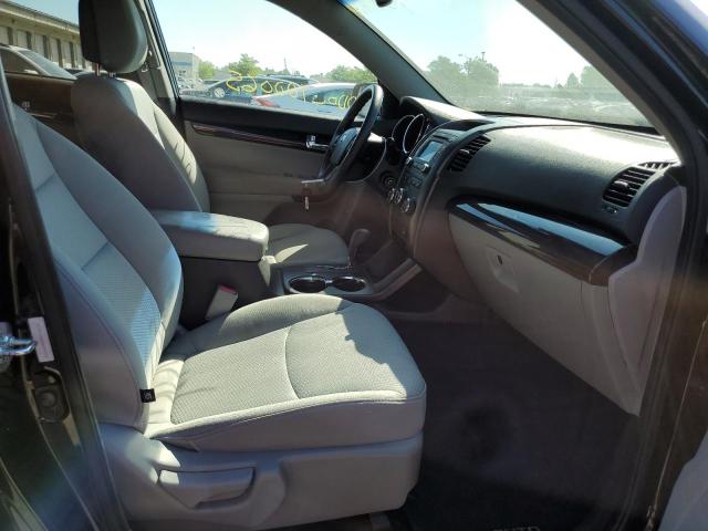 Photo 5 from auction – 2013 KIA SORENTO LX with VIN 5XYKT3A68DG390933