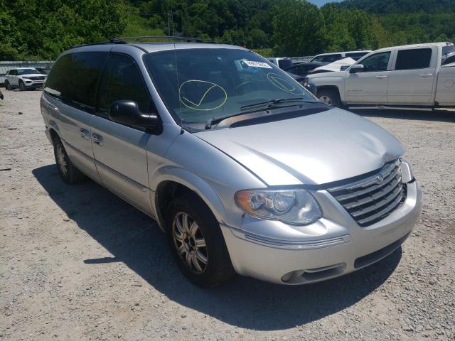 CHRYSLER TOWN & COU 2005 with VIN 2C4GP54LX5R124284 - Photo from auction
