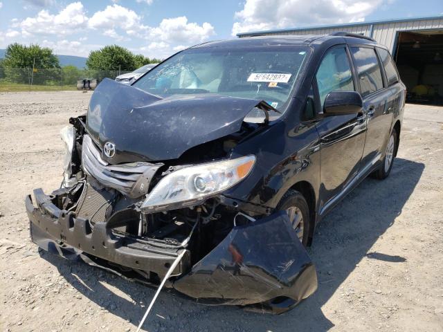 Photo 2 from auction – 2017 TOYOTA SIENNA XLE with VIN 5TDDZ3DC5HS147128