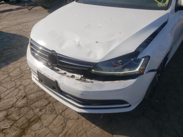 Photo 9 from auction – 2017 VOLKSWAGEN JETTA SE with VIN 3VWDB7AJ7HM203971