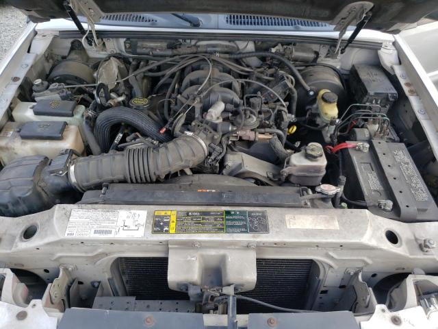 Photo 7 from auction – 2003 FORD EXPLORER S with VIN 1FMZU77E03UC14534
