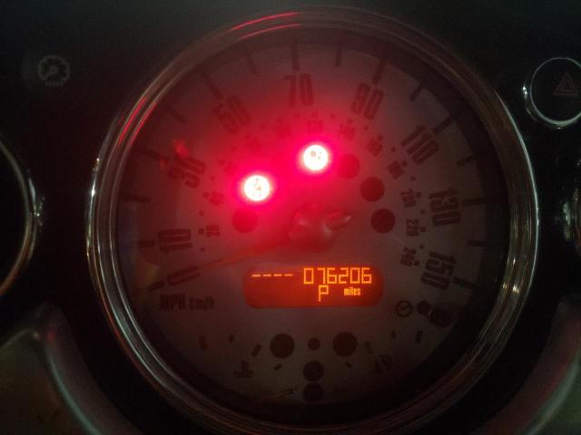 Photo 8 from auction – 2005 MINI COOPER with VIN WMWRF33545TG13615