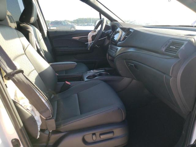 Photo 5 from auction – 2021 HONDA PASSPORT E with VIN 5FNYF7H53MB015402