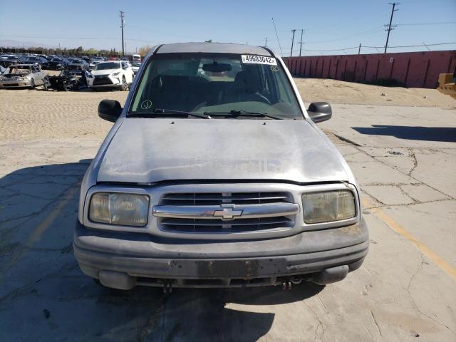 Photo 9 from auction – 1999 CHEVROLET TRACKER with VIN 2CNBJ13C4X6937271