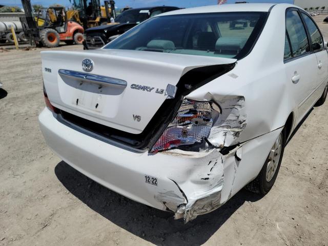 Photo 9 from auction – 2003 TOYOTA CAMRY LE with VIN JTDBF32K030137998