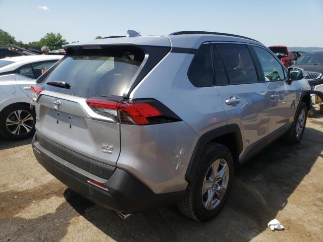 Photo 4 from auction – 2022 TOYOTA RAV4 XLE with VIN 2T3P1RFV2NC283752