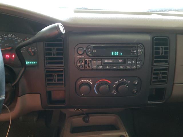 Photo 9 from auction – 2002 DODGE DAKOTA QUA with VIN 1B7HL38N32S574689