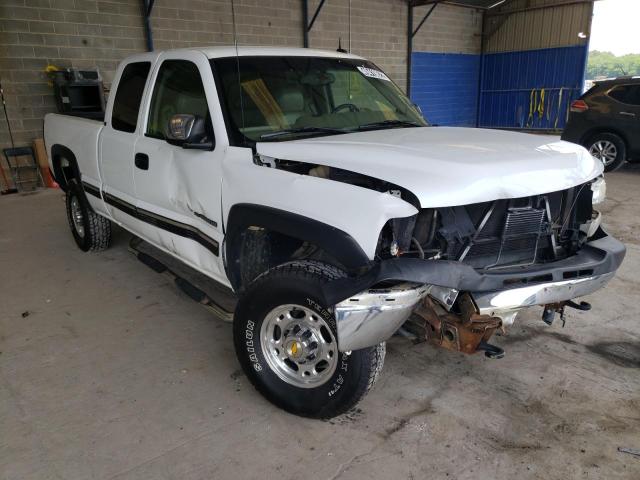 CHEVROLET silverado 2002 with VIN 1GCHC29U02E282111 - Photo from auction