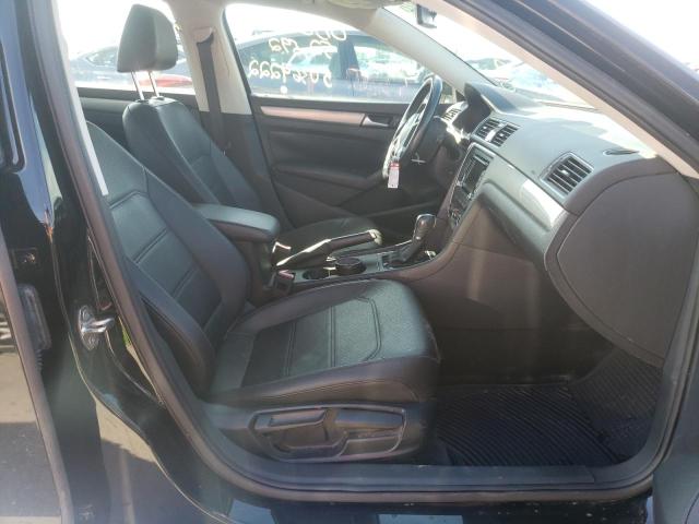 Photo 5 from auction – 2015 VOLKSWAGEN PASSAT S with VIN 1VWAS7A30FC100538