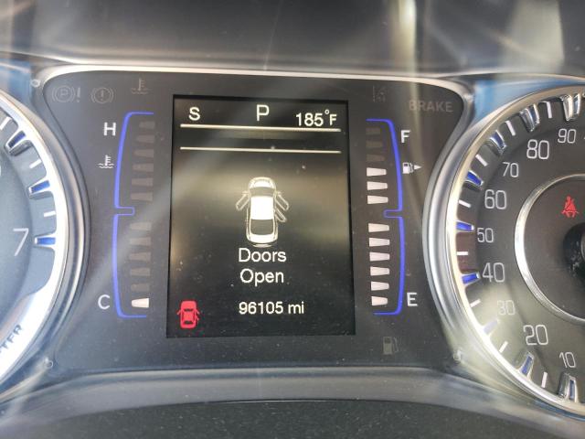 Photo 8 from auction – 2016 CHRYSLER 200 LIMITE with VIN 1C3CCCAB0GN136524