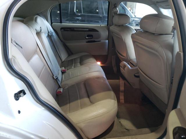 Photo 6 from auction – 2000 LINCOLN TOWN CAR S with VIN 1LNHM82W2YY929705