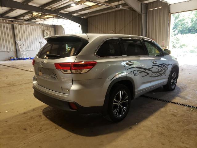 Photo 4 from auction – 2018 TOYOTA HIGHLANDER with VIN 5TDBZRFH3JS828686