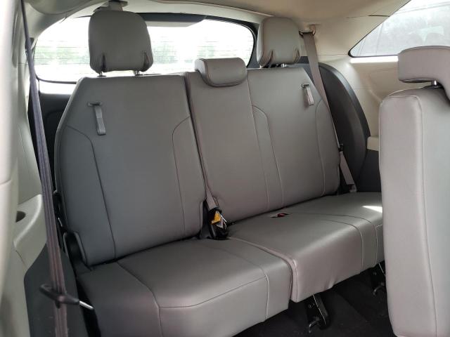 Photo 9 from auction – 2021 TOYOTA SIENNA XLE with VIN 5TDYRKEC2MS044754