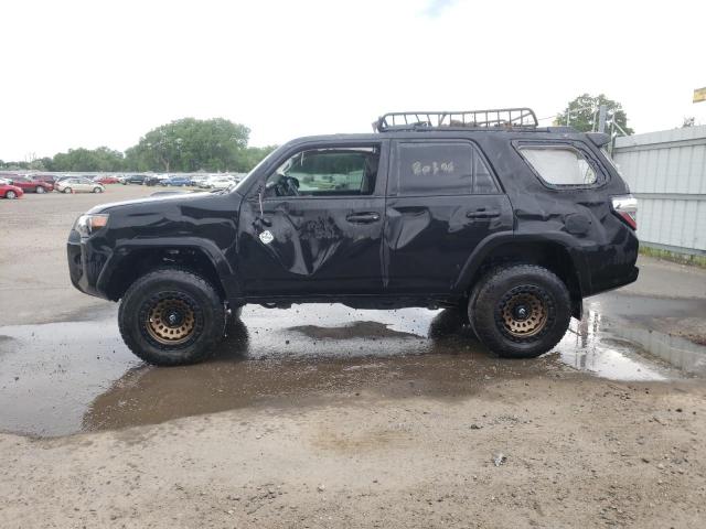 Photo 9 from auction – 2020 TOYOTA 4RUNNER SR with VIN JTEBU5JR6L5835241