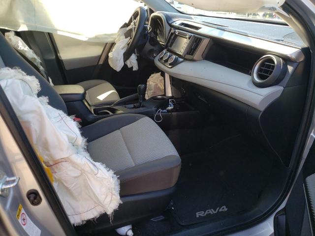 Photo 5 from auction – 2015 TOYOTA RAV4 LE with VIN JTMBFREV6FD149160