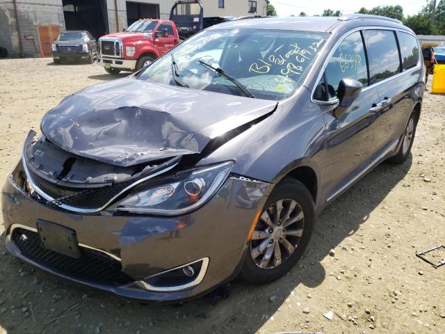 Photo 2 from auction – 2018 CHRYSLER PACIFICA T with VIN 2C4RC1BG7JR104233