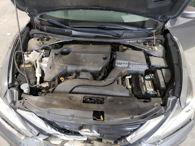 Photo 7 from auction – 2017 NISSAN ALTIMA 2.5 with VIN 1N4AL3AP3HN352177