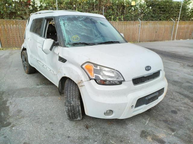 KIA SOUL + 2011 with VIN KNDJT2A21B7726564 - Photo from auction