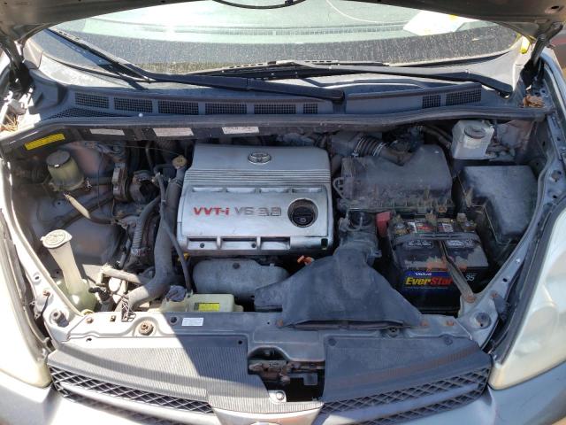 Photo 7 from auction – 2005 TOYOTA SIENNA XLE with VIN 5TDBA22C35S040327