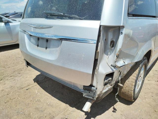 Photo 9 from auction – 2011 CHRYSLER TOWN & COU with VIN 2A4RR5DG2BR702602