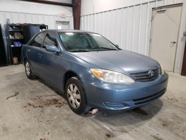 TOYOTA CAMRY LE 2003 with VIN 4T1BE32K13U746802 - Photo from auction