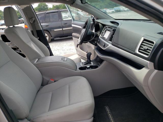 Photo 5 from auction – 2018 TOYOTA HIGHLANDER with VIN 5TDZZRFH1JS270674