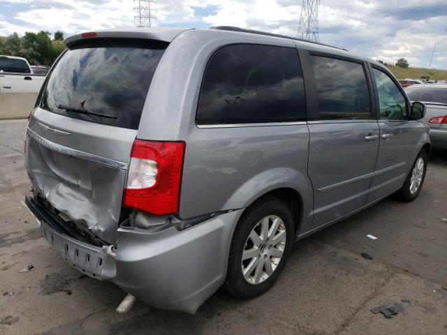 Photo 4 from auction – 2016 CHRYSLER TOWN & COU with VIN 2C4RC1BG0GR292425