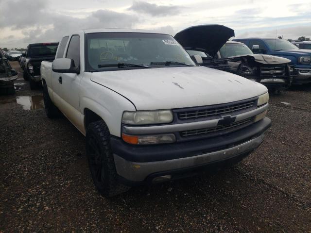 CHEVROLET SILVERADO 2000 with VIN 2GCEC19V3Y1110879 - Photo from auction