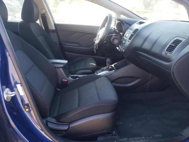 Photo 5 from auction – 2017 KIA FORTE LX with VIN 3KPFK4A72HE161136