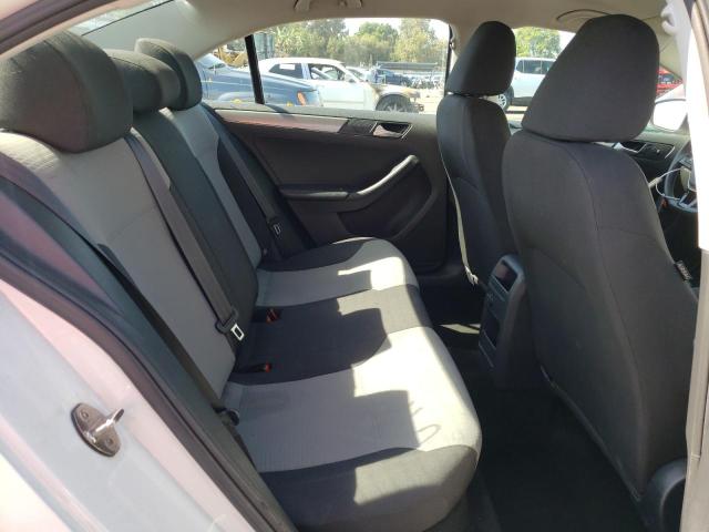 Photo 6 from auction – 2018 VOLKSWAGEN JETTA S with VIN 3VW2B7AJ5JM229854